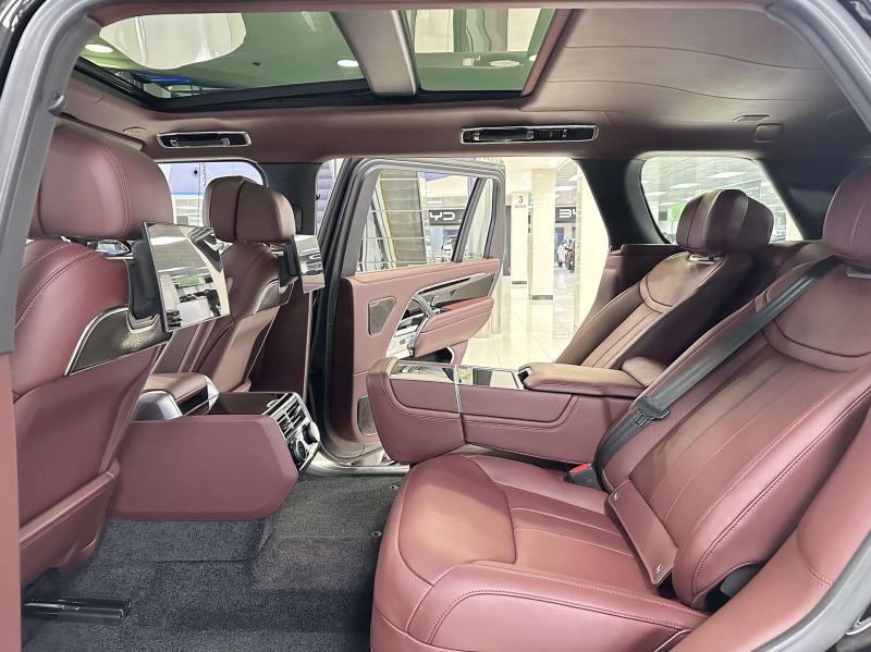 Land Rover Range Rover V Дизель 3 л. 350 л.с. автомат полный