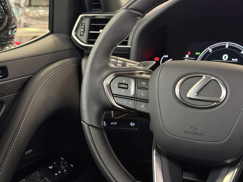 Lexus LX IV Бензин 3.4 л. 415 л.с. автомат полный