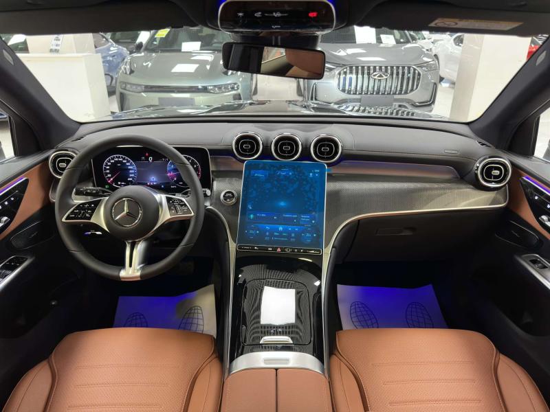 Mercedes-Benz GLC 2 поколение (X254) 2.0 AT 4WD (258 л.с.)