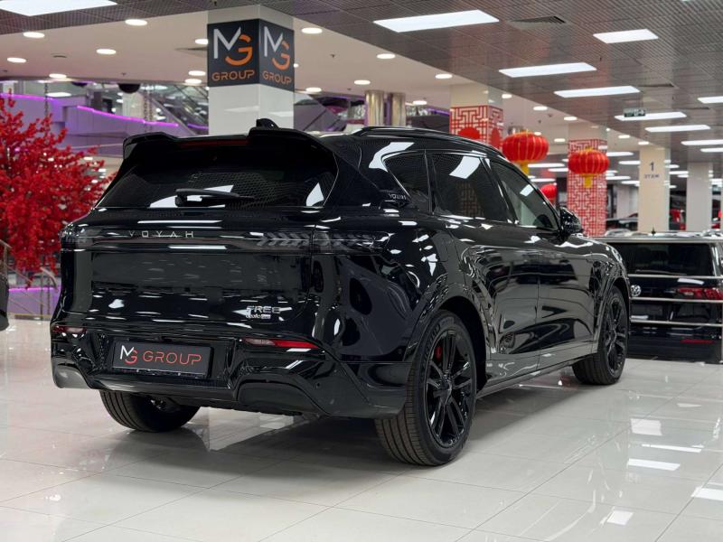 Voyah Free I Гибрид 1.5 л. 693 л.с. автомат полный