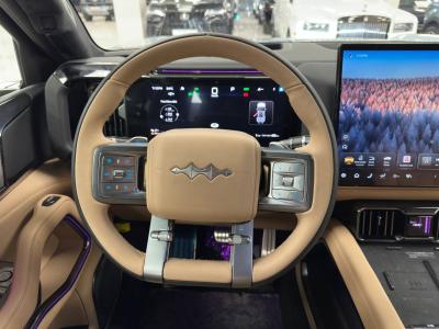 BYD FangChengBao Leopard 8