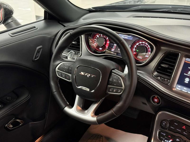 Dodge Challenger III Рестайлинг 2 Бензин 6.2 л. 717 л.с. автомат задний