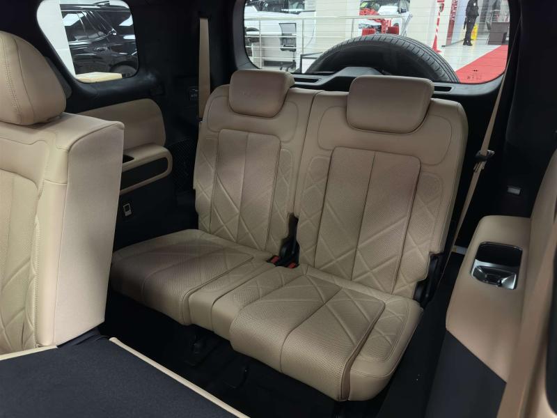 BYD FangChengBao Leopard 8  Гибрид 2 л. 952 л.с. автомат полный