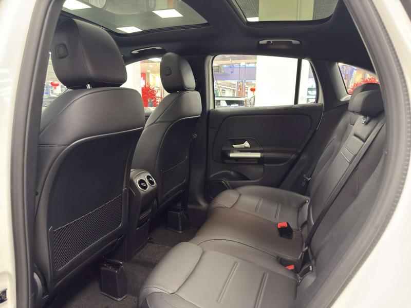 Mercedes-Benz GLA II (H247) Рестайлинг Бензин 2 л. 190 л.с. робот полный