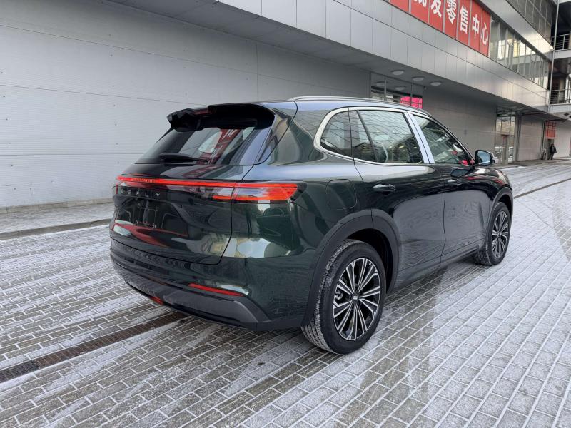 Geely Galaxy Starship 7 1 поколение 1,5 л  218 л.с. гибрид