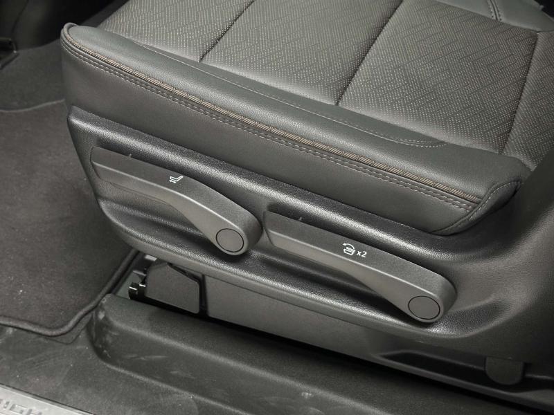 Chevrolet Suburban XIII Рестайлинг Бензин 6.2 л. 426 л.с. автомат полный