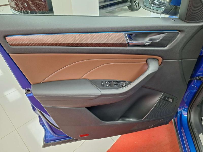 Skoda Kodiaq I Рестайлинг Бензин 2 л. 220 л.с. робот полный