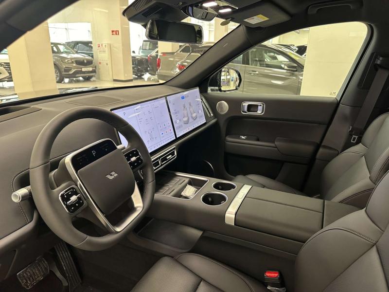 LiXiang L7 I Рестайлинг Гибрид 1.5 л. 449 л.с. автомат полный