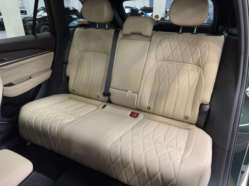 Geely Monjaro 1 поколение [2 рестайлинг] 2.0 AT (272 л.с.)