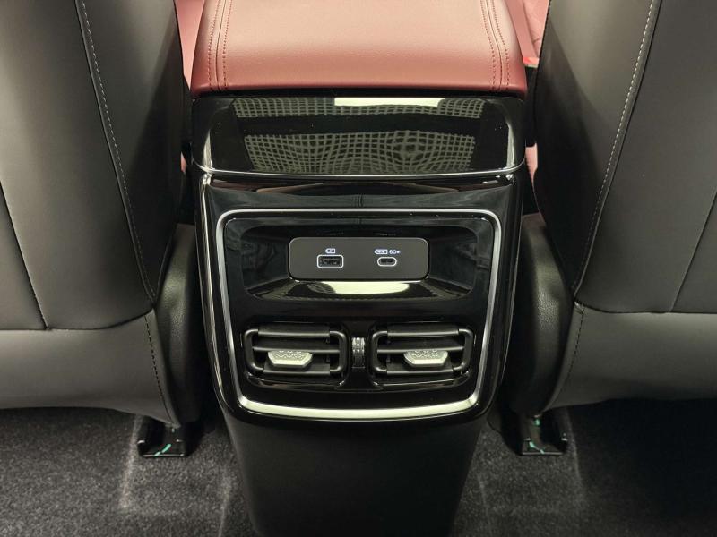 Jetour X70 PLUS I Рестайлинг Бензин 1.6 л. 190 л.с. робот передний