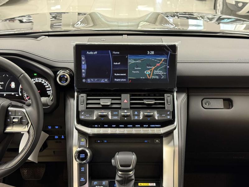 Toyota Land Cruiser 300 Series Дизель 3.3 л. 299 л.с. автомат полный