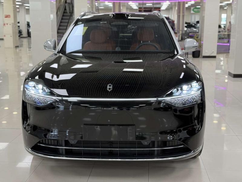 Aito M9  Гибрид 1.5 л. 496 л.с. автомат полный