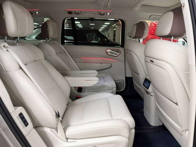 Lynk & Co 900 Поколение 1 AT Гибрид 2 л. (720 л.с.)