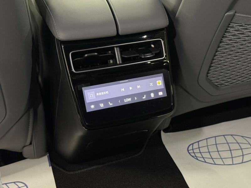 Zeekr 001 I Рестайлинг Электро  789 л.с. автомат полный