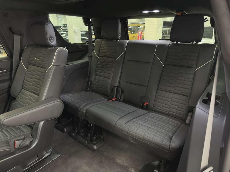 Cadillac Escalade V Рестайлинг Бензин 6.2 л. 420 л.с. автомат полный