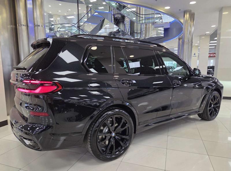 BMW X7 I (G07) Рестайлинг Дизель 3 л. 340 л.с. автомат полный