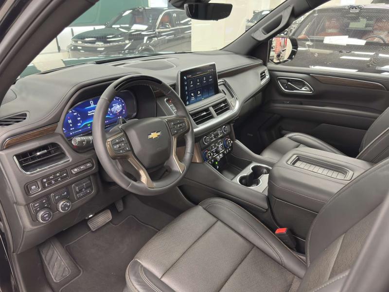 Chevrolet Suburban XIII Рестайлинг Бензин 6.2 л. 426 л.с. автомат полный