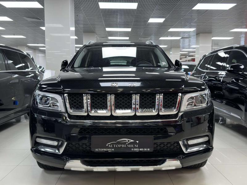 BAIC BJ90  Бензин 3 л. 333 л.с. автомат полный