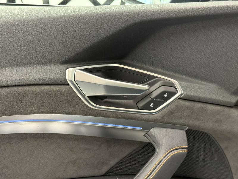 Audi e-tron I Электро  408 л.с. автомат полный