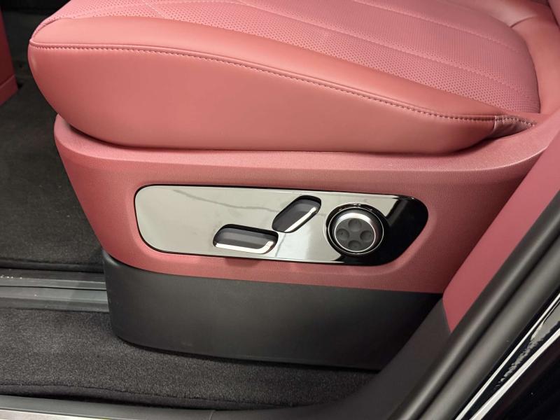 Aito M8 1 поколение 1.5h AT 533 л.с. (392 кВт) 