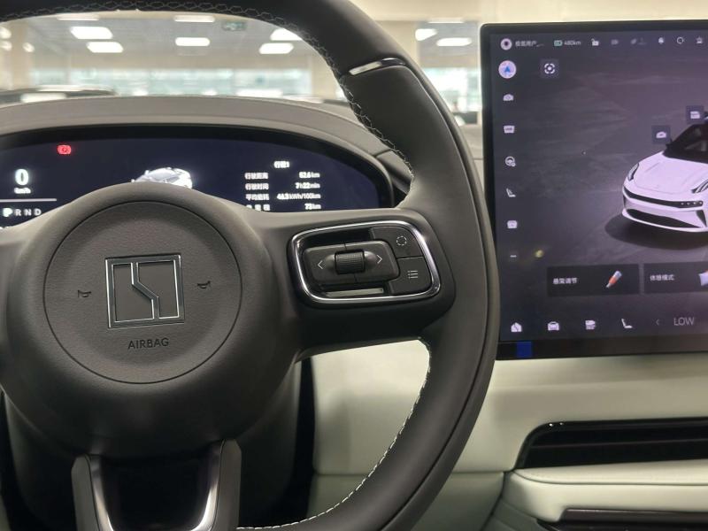 Zeekr 001 I Рестайлинг Электро  789 л.с. автомат полный