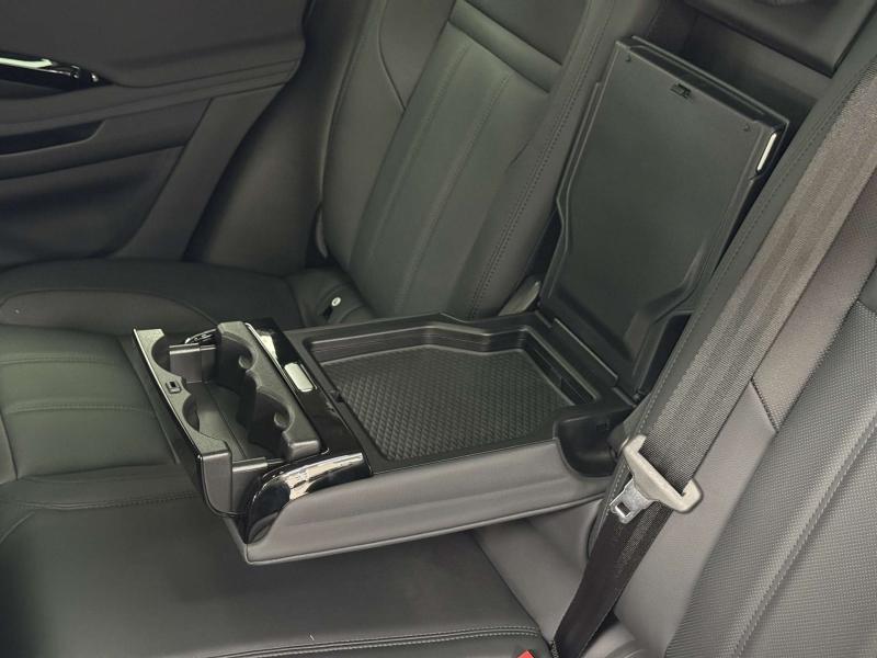 Land Rover Range Rover Evoque II Рестайлинг Дизель 2 л. 204 л.с. автомат полный