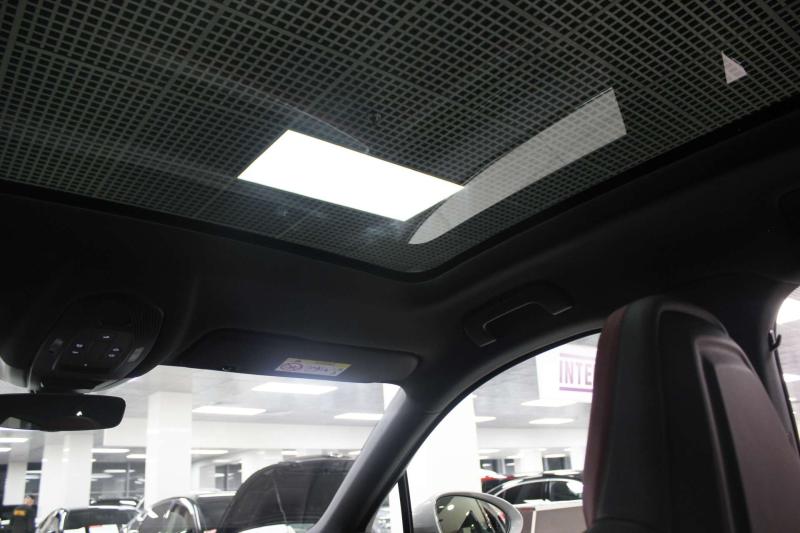 Porsche Cayenne III Рестайлинг Гибрид 4 л. 739 л.с. автомат полный