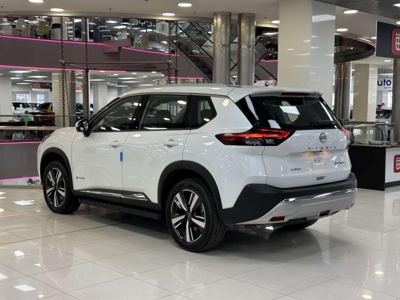 Nissan X-Trail III Рестайлинг Гибрид 2 л. 147 л.с. вариатор полный