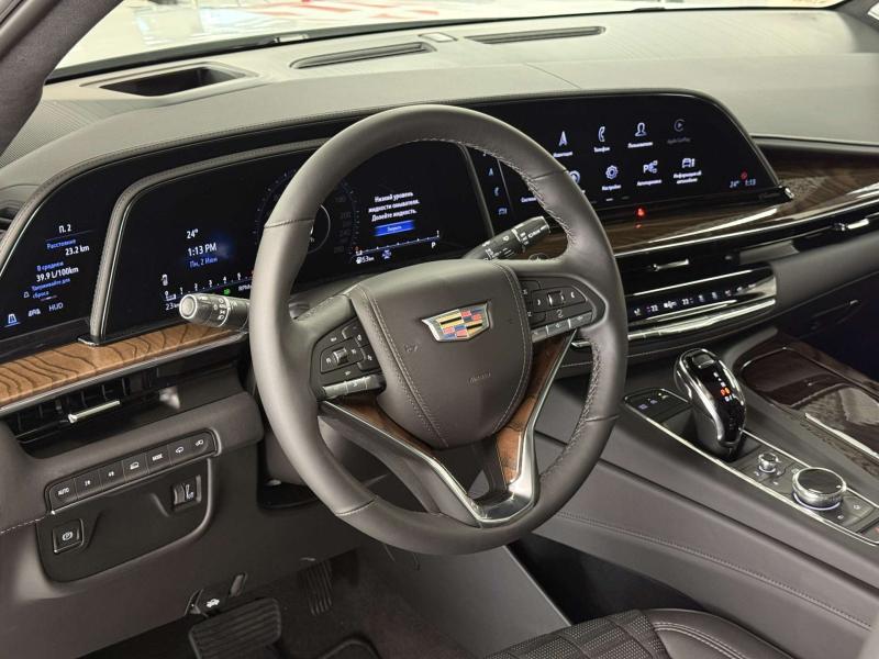 Cadillac Escalade V Бензин 6.2 л. 420 л.с. автомат полный