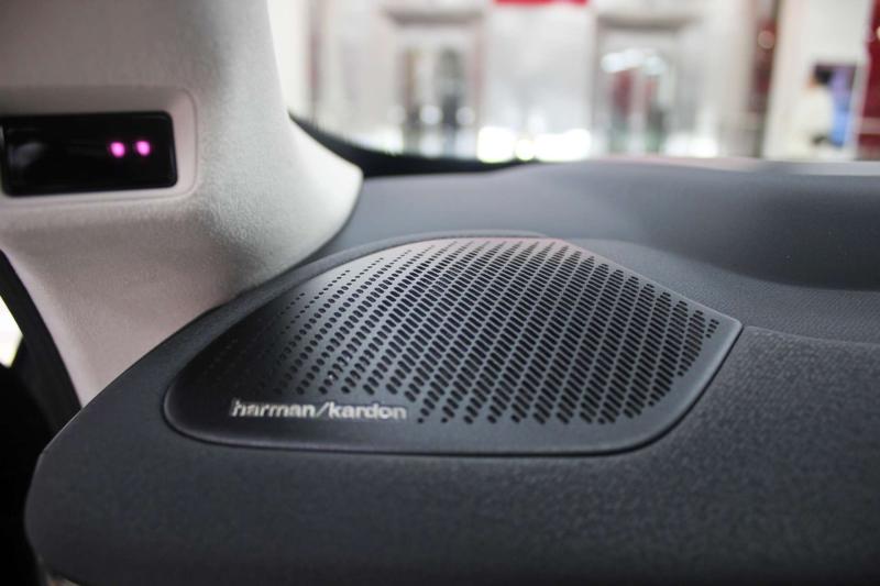 Lynk & Co 900 Поколение 1 2.0h 734 л.с