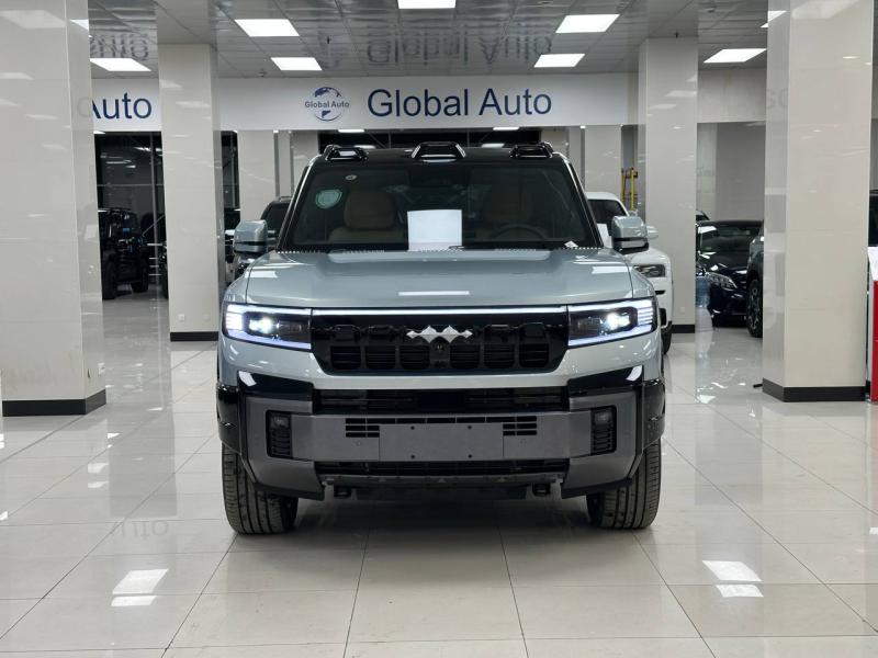 BYD FangChengBao Leopard 8  Гибрид 2 л. 952 л.с. автомат полный