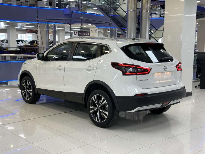 Nissan Qashqai 3 поколение [рестайлинг] 2.0 (151 л.с.)