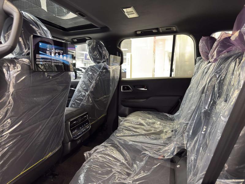 Toyota Land Cruiser 300 Series Дизель 3.3 л. 299 л.с. автомат полный