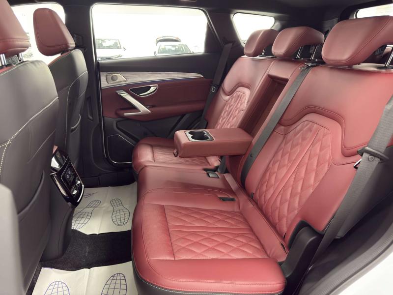 Jetour X70 PLUS I Рестайлинг Бензин 1.6 л. 190 л.с. робот передний