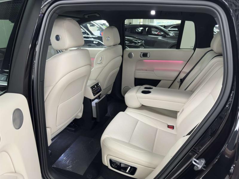 LiXiang L7 I Рестайлинг Гибрид 1.5 л. 449 л.с. автомат полный