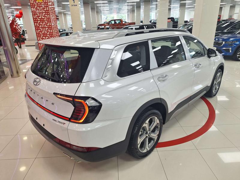 Hyundai Santa Fe IV Бензин 2 л. 235 л.с. автомат полный