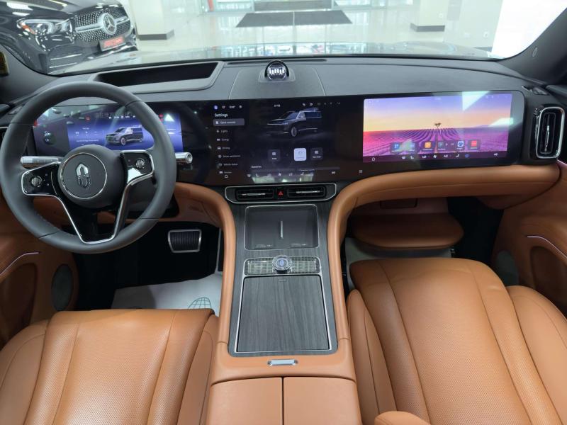 Aito M9  Гибрид 1.5 л. 496 л.с. автомат полный