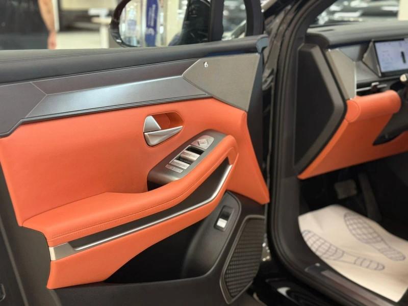 BYD Tang L 1 поколение 1.5 л, 700 л.с., гибрид