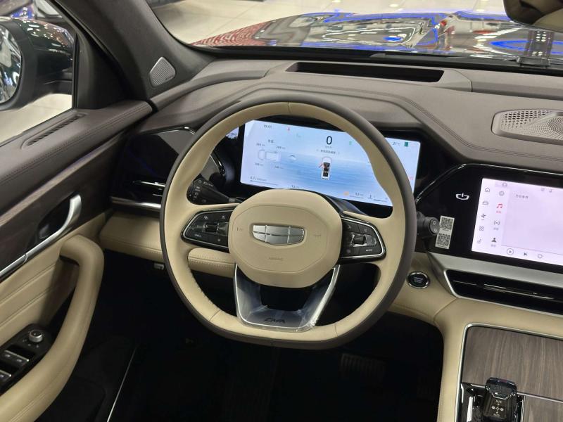 Geely Monjaro  Бензин 2 л. 238 л.с. автомат полный