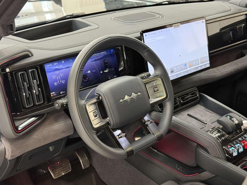 BYD FangChengBao Leopard 5  Гибрид 1.5 л. 687 л.с. вариатор полный