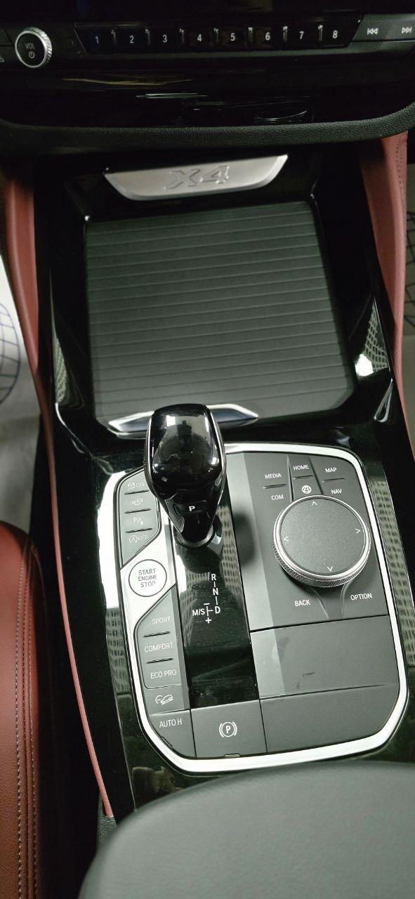 BMW X4 II (G02) Рестайлинг Бензин 2 л. 184 л.с. автомат полный