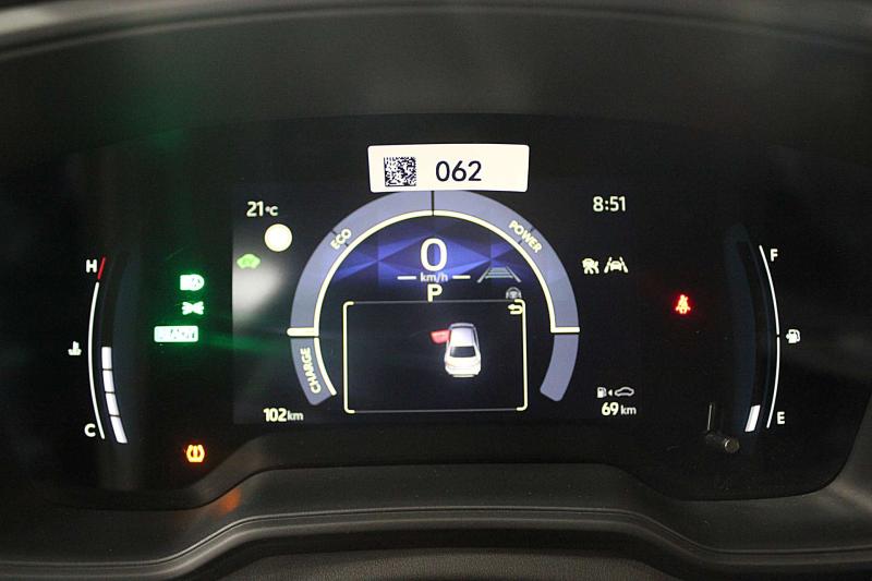 Toyota Corolla XII (E210) Гибрид 1.8 л. 98 л.с. вариатор передний