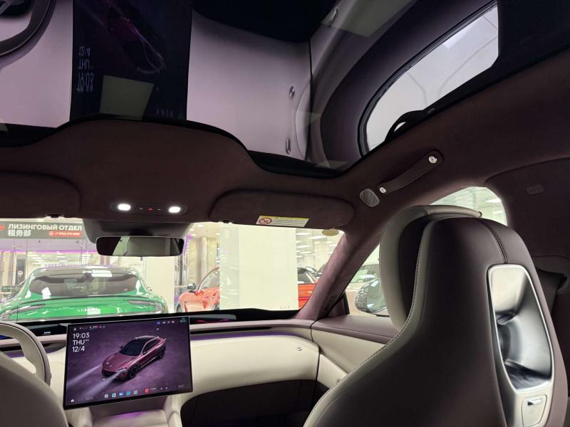 Xiaomi YU 7 1 поколение AT 4WD (690 л.с.)