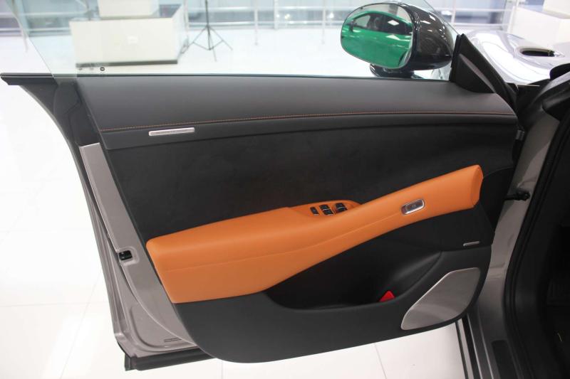 Xiaomi YU7 1 поколение AT 4WD (690 л.с.)