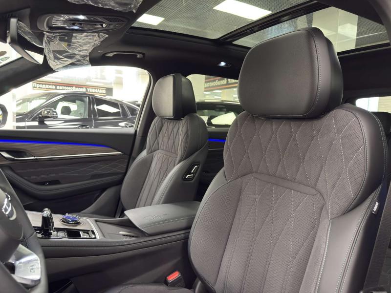 Geely Monjaro  Бензин 2 л. 238 л.с. автомат полный