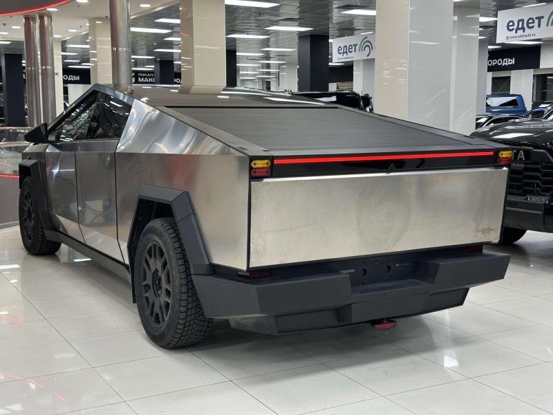 Tesla Cybertruck  Электро  845 л.с. автомат полный