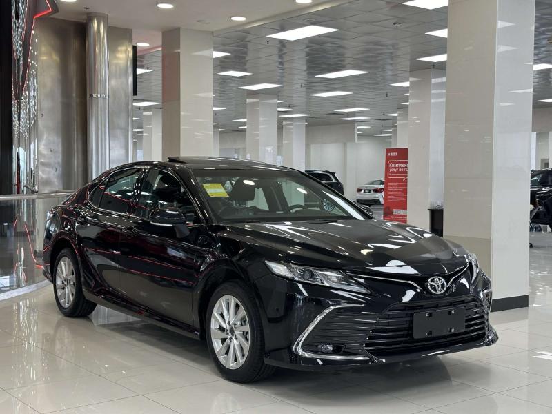 Toyota Camry XV70 [рестайлинг] 2.5 AT 209 л.с.