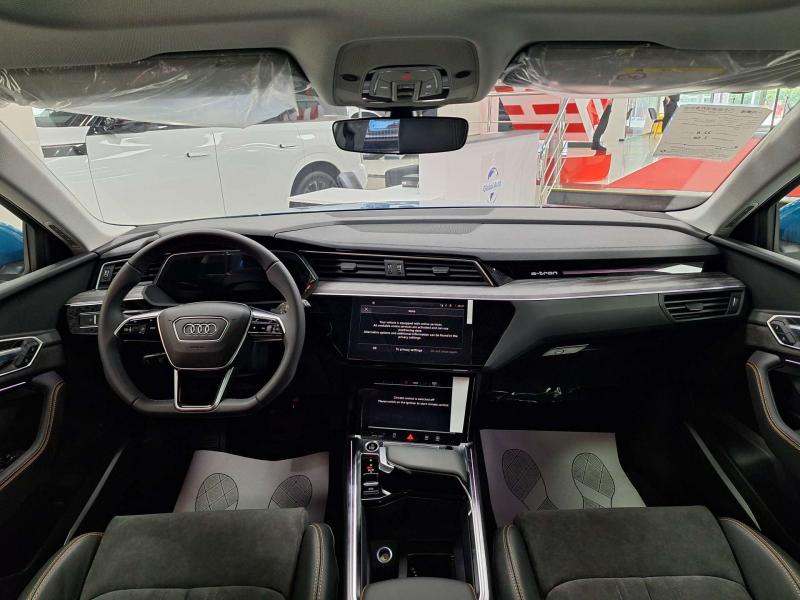 Audi e-tron I Электро  313 л.с. автомат полный