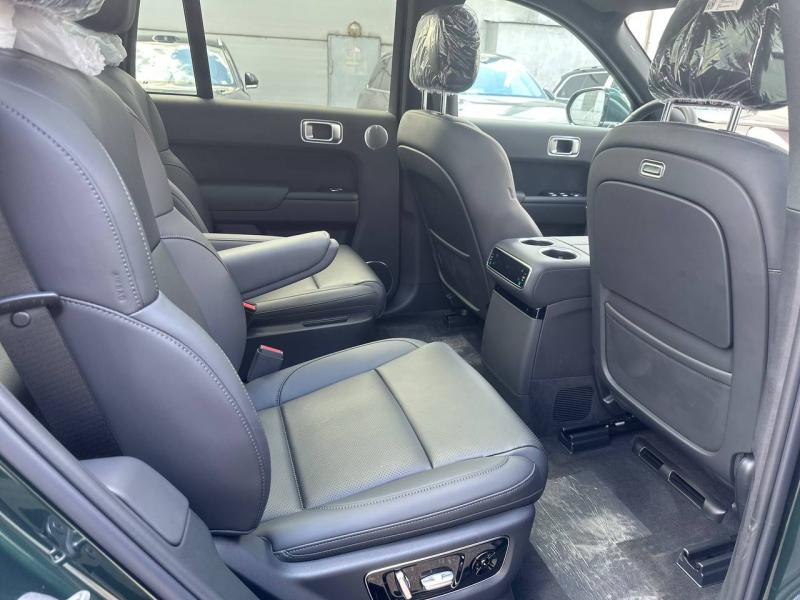 LiXiang L8 I Рестайлинг Гибрид 1.5 л. 449 л.с. автомат полный