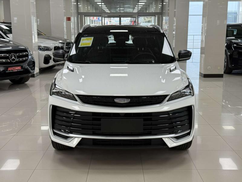 Geely Coolray I Рестайлинг Бензин 1.5 л. 172 л.с. робот передний